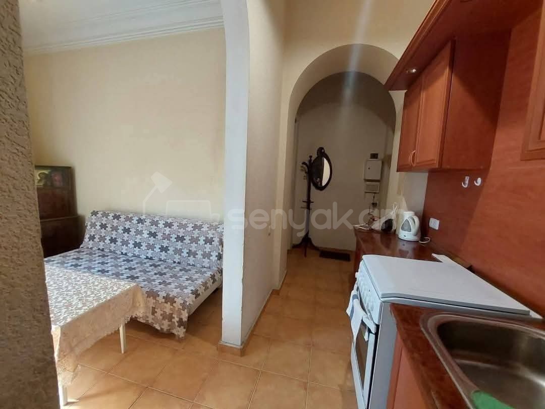 1 Սենյականոց Բնակարան Քարե Շենքում, 35քմ, 2/5 հարկ, Կապիտալ Վերանորոգված, Կահավորված