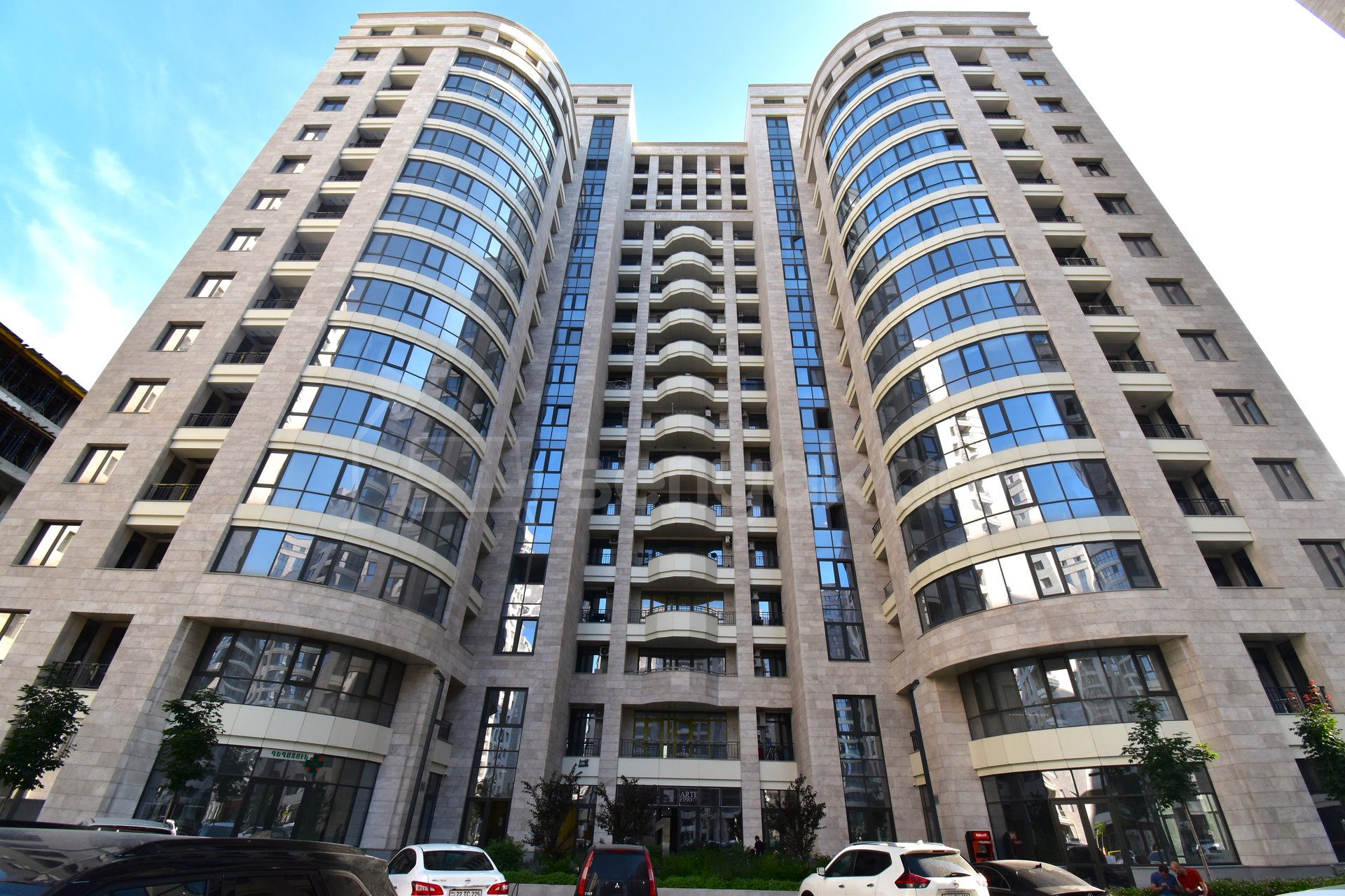 Քնելու Տեղ 15/18 հարկ