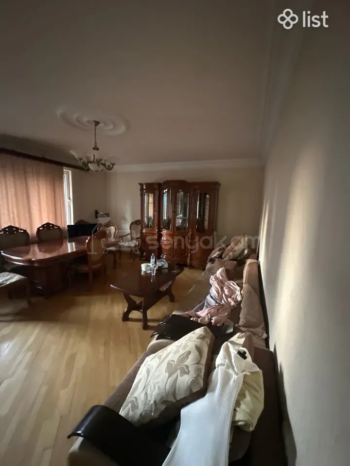 3 Սենյականոց Բնակարան, 78քմ, 5/9 հարկ, Նորմալ Վիճակում, Կահավորված, Արևկող