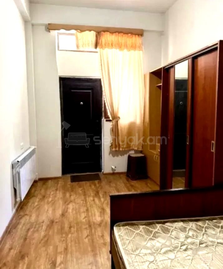 4 Սենյականոց Բնակարան Նորակառույցում, 103քմ, 1/6 հարկ, Կապիտալ Վերանորոգված