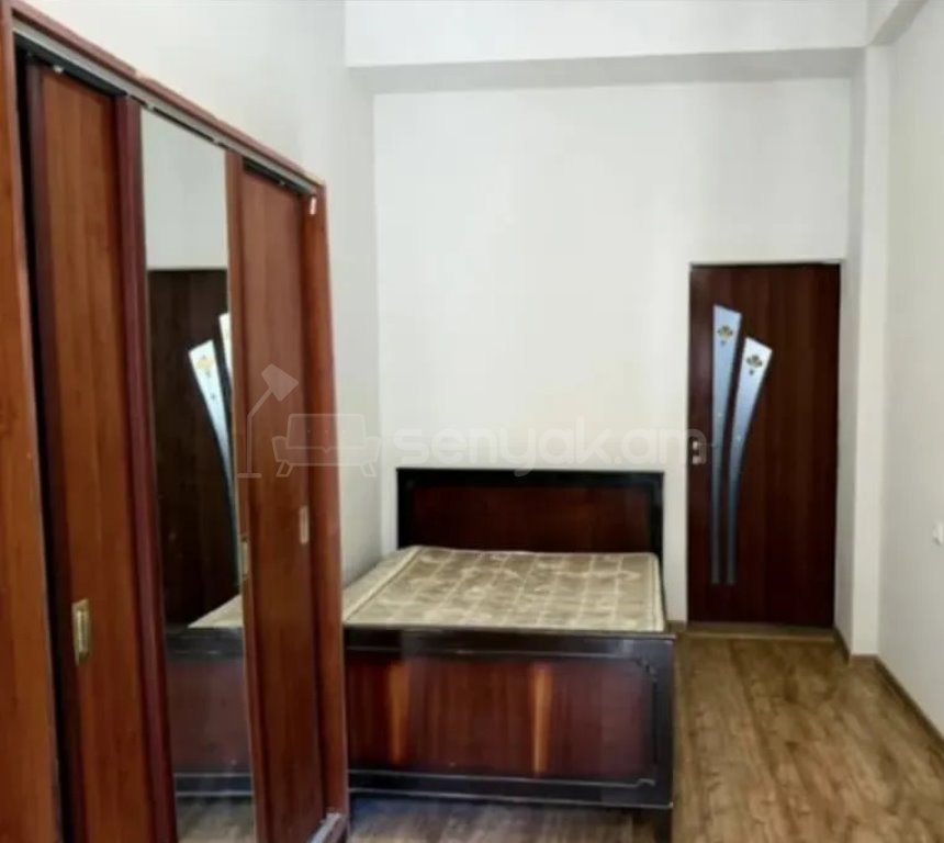 4 Սենյականոց Բնակարան Նորակառույցում, 103քմ, 1/6 հարկ, Կապիտալ Վերանորոգված