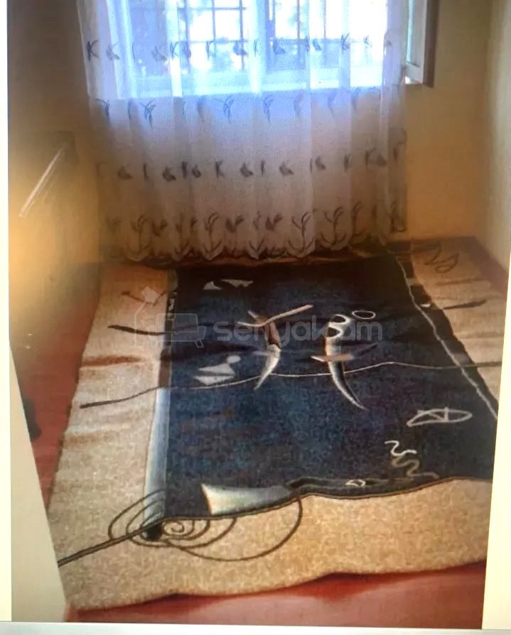 5 Սենյականոց Բնակարան Քարե Շենքում, 102քմ, 2/5 հարկ, Կապիտալ Վերանորոգված