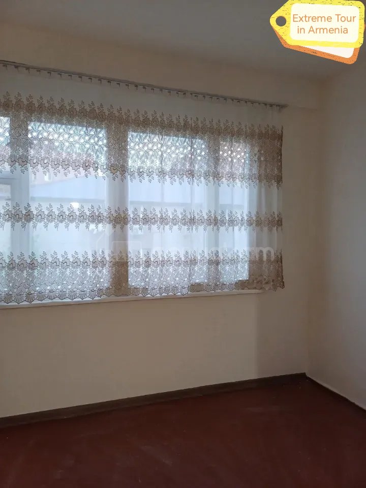 2 Սենյականոց Բնակարան, 54քմ, 5/9 հարկ, Նորմալ Վիճակում, Մասամբ Կահավորված, Արևկող