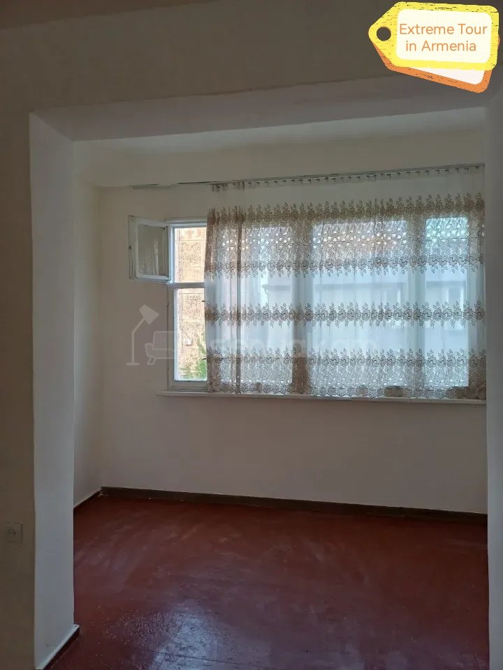 2 Սենյականոց Բնակարան, 54քմ, 5/9 հարկ, Նորմալ Վիճակում, Մասամբ Կահավորված, Արևկող