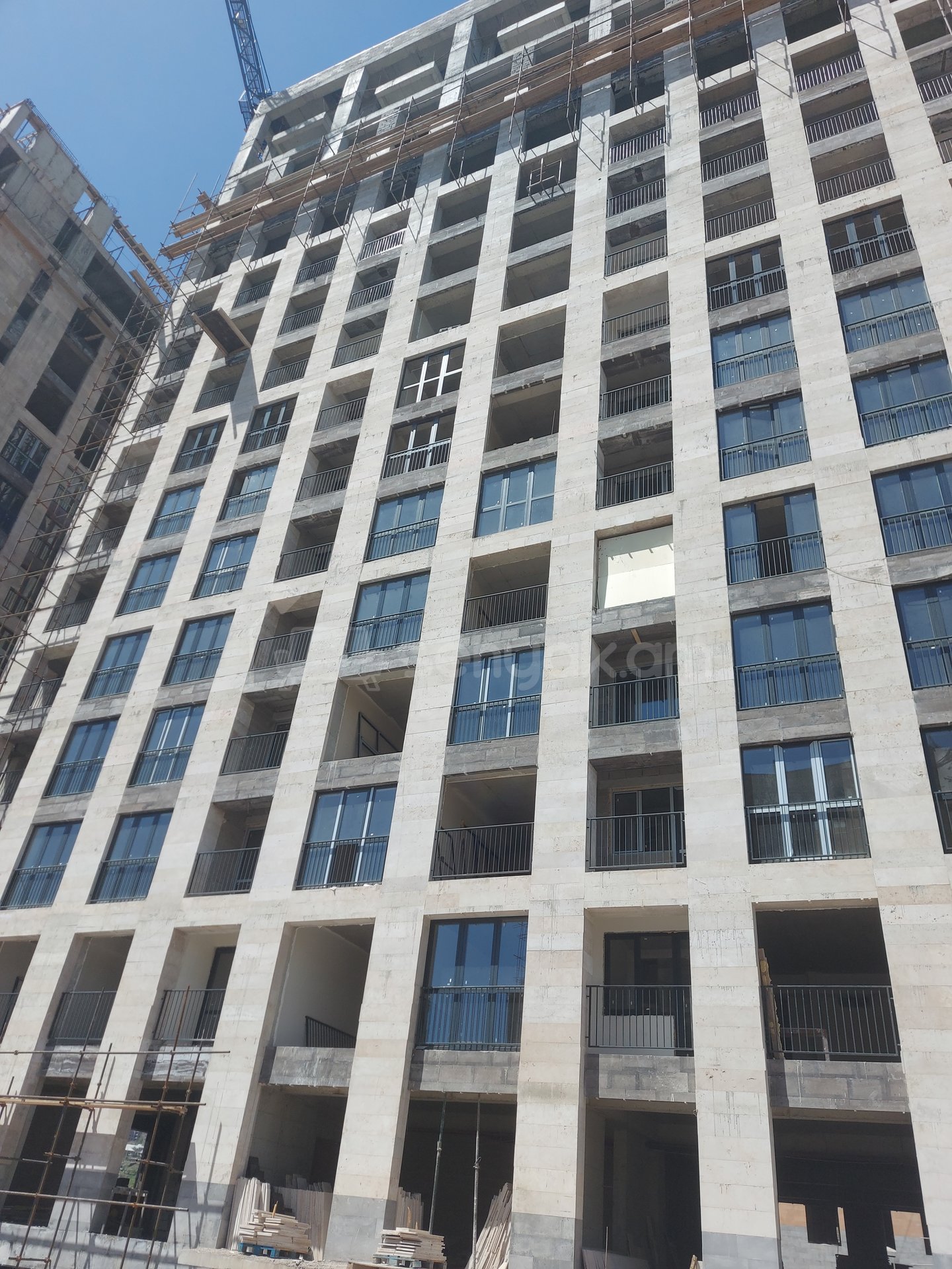 2 Սենյականոց Բնակարան Նորակառույց Քարե Շենքում, 50քմ, 5/16 հարկ, Զրոյական Վիճակում