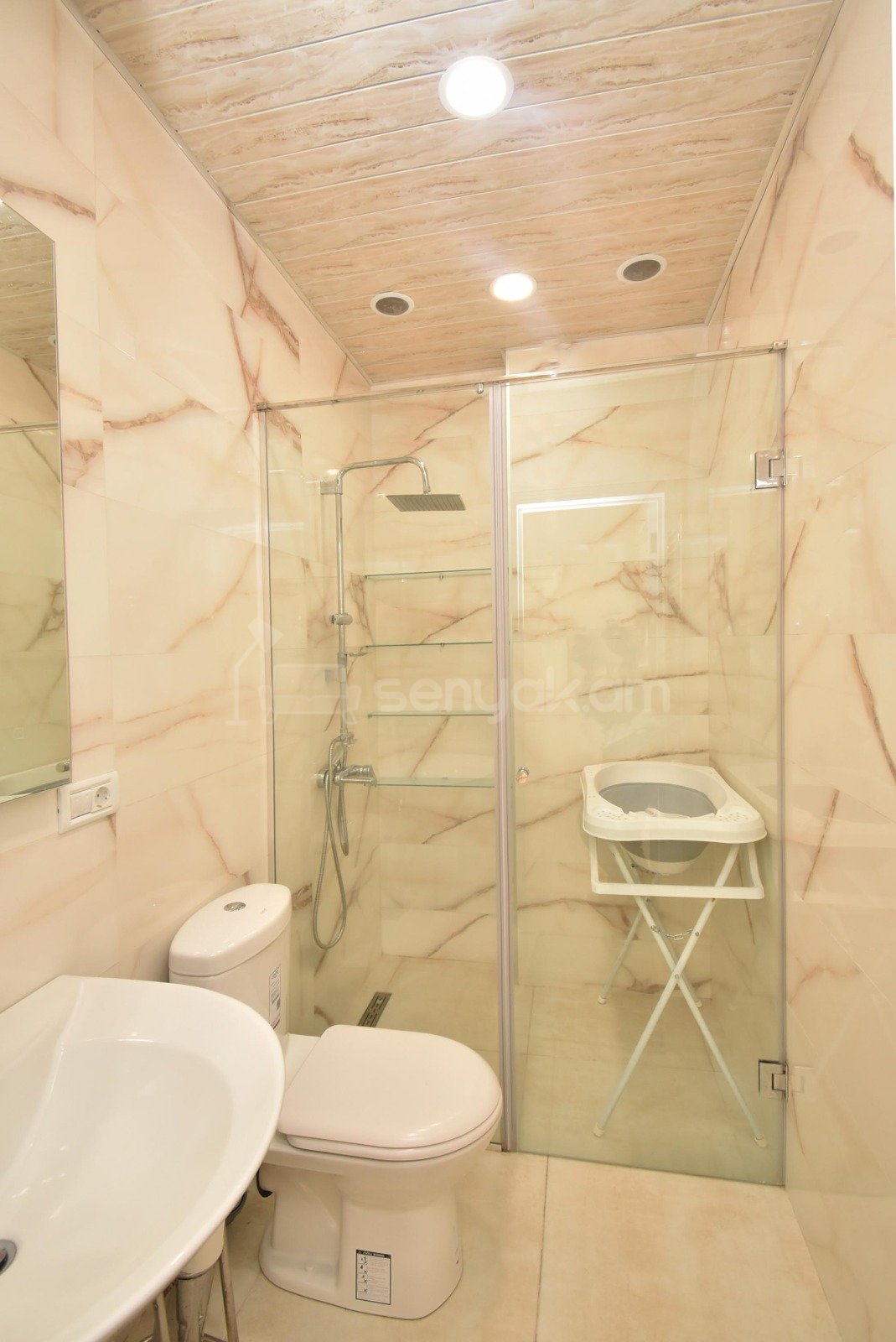 3 Սենյականոց Բնակարան Նորակառույցում, 72քմ, 3/8 հարկ, Կապիտալ Վերանորոգված, Կահավորված