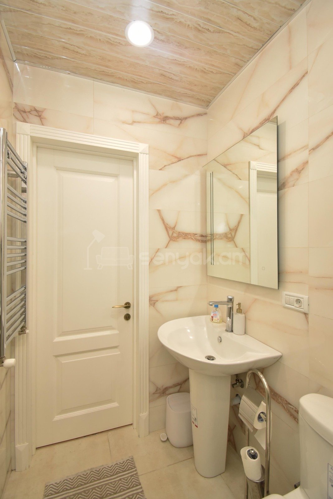 3 Սենյականոց Բնակարան Նորակառույցում, 72քմ, 3/8 հարկ, Կապիտալ Վերանորոգված, Կահավորված