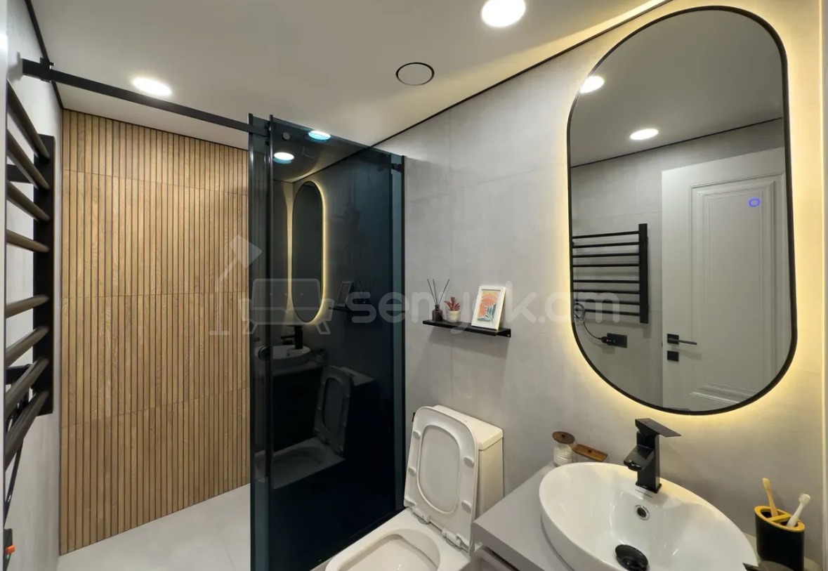 2 Սենյականոց Բնակարան, 50քմ, 3/10 հարկ, Դիզայներական Վերանորոգված, Կահավորված, Արևկող