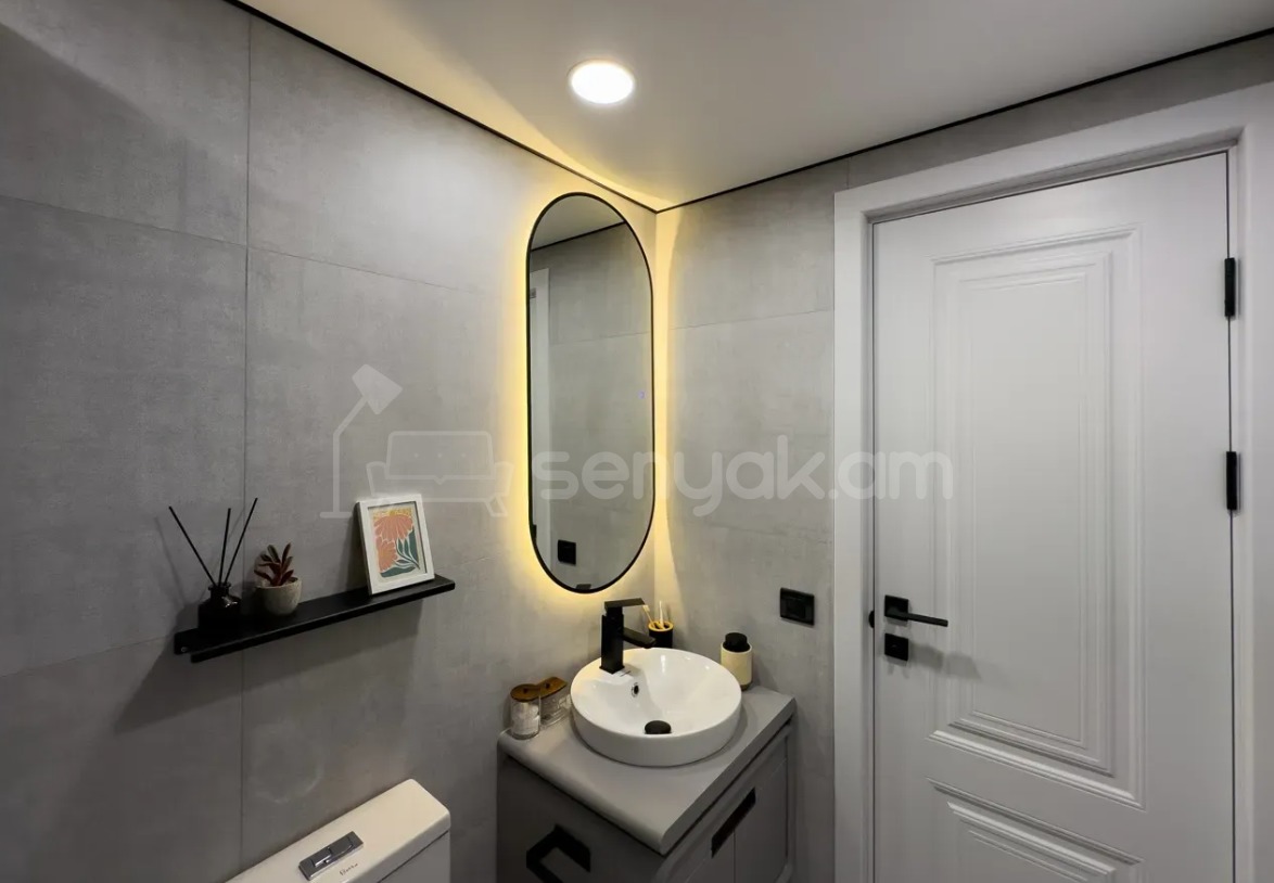 2 Սենյականոց Բնակարան, 50քմ, 3/10 հարկ, Դիզայներական Վերանորոգված, Կահավորված, Արևկող