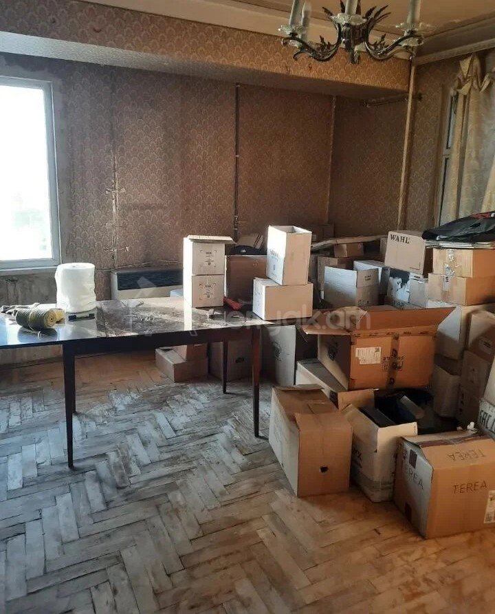 3 Սենյականոց Բնակարան, 82քմ, 13/14 հարկ, Պետական Վիճակում