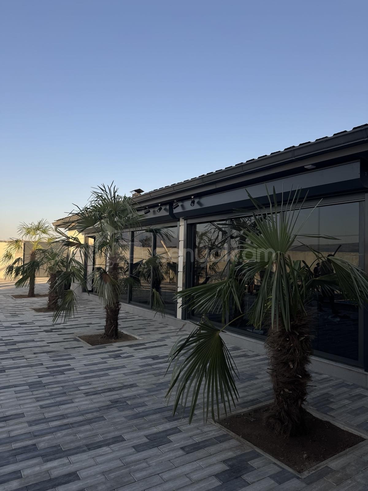 1 Սենյականոց Բնակարան, 120քմ, 1/1 հարկ, Կապիտալ Վերանորոգված