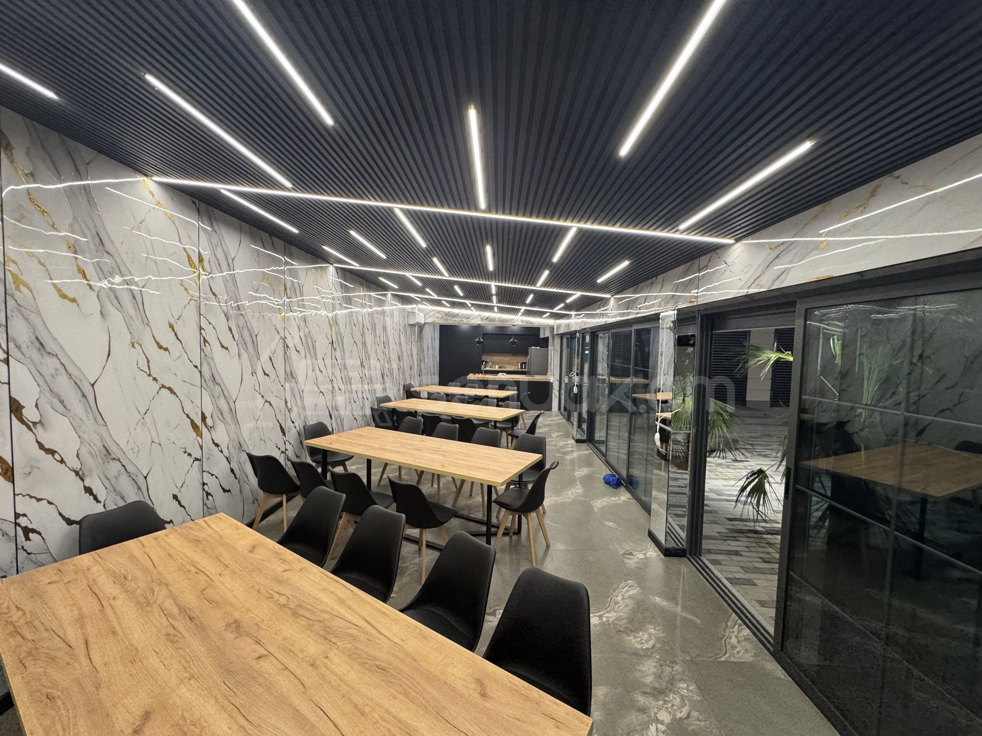 1 Սենյականոց Բնակարան, 120քմ, 1/1 հարկ, Կապիտալ Վերանորոգված