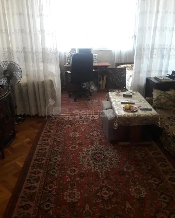 1 Սենյականոց Բնակարան Քարե Շենքում, 48քմ, 2/5 հարկ, Պետական Վիճակում