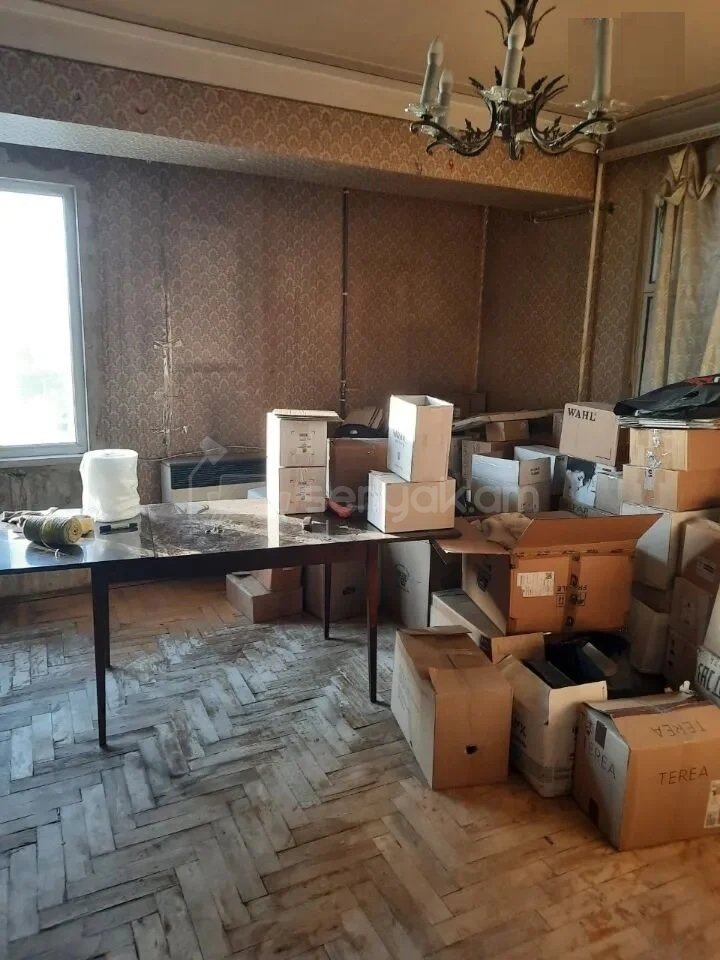 3 Սենյականոց Բնակարան, 83քմ, 13/14 հարկ, Պետական Վիճակում