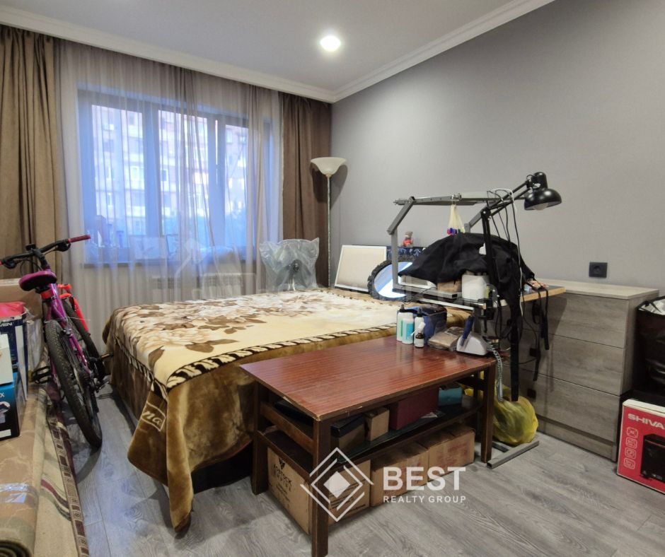 4 Սենյականոց Բնակարան, 76քմ, 4/9 հարկ, Կապիտալ Վերանորոգված