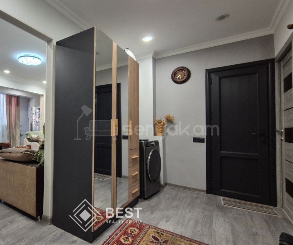 4 Սենյականոց Բնակարան, 76քմ, 4/9 հարկ, Կապիտալ Վերանորոգված