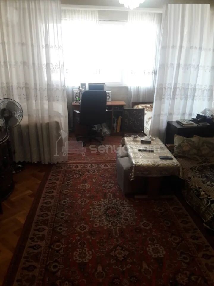 2 Սենյականոց Բնակարան Քարե Շենքում, 48քմ, 2/5 հարկ, Պետական Վիճակում