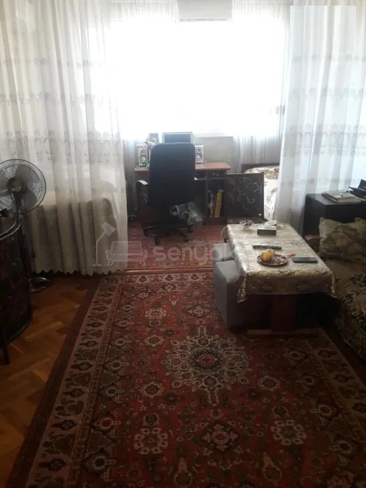 2 Սենյականոց Բնակարան Քարե Շենքում, 48քմ, 2/5 հարկ, Պետական Վիճակում