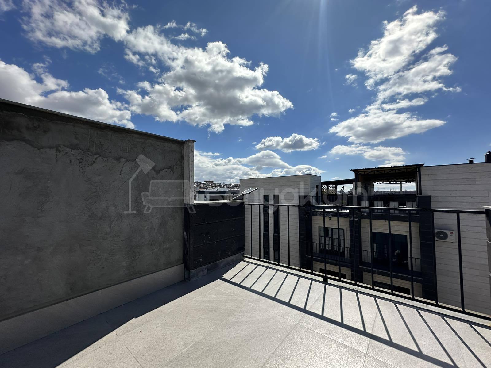 4 Սենյականոց Սեփական Տուն, 120քմ, Կապիտալ Վերանորոգված