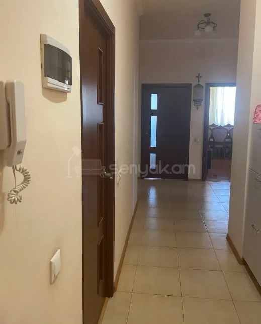 4 Սենյականոց Բնակարան Նորակառույցում, 127քմ, 7/14 հարկ, Կապիտալ Վերանորոգված