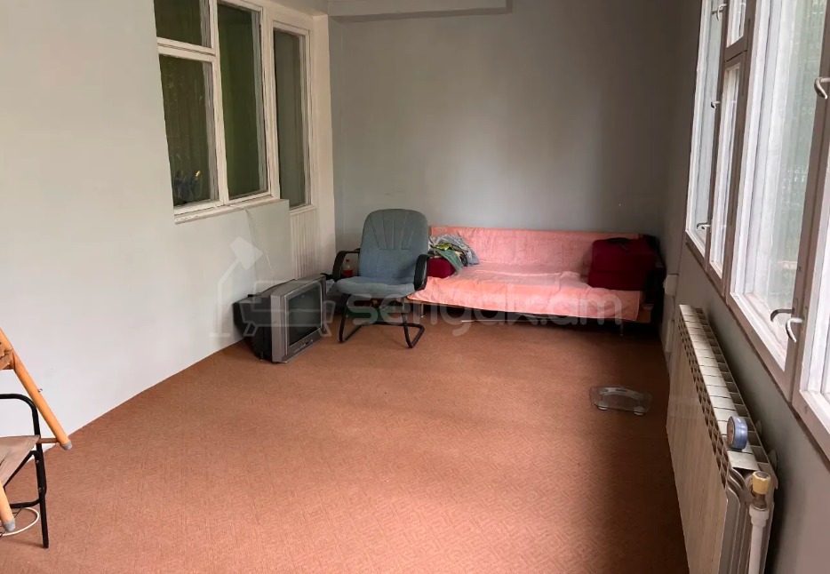 3 Սենյականոց Բնակարան, 95քմ, 2/14 հարկ, Պետական Վիճակում