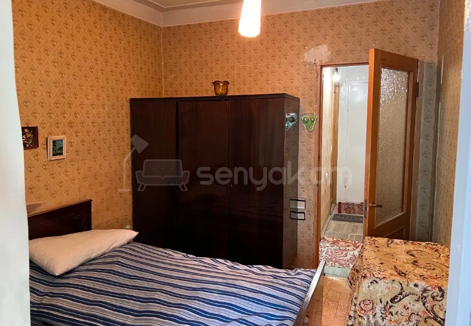 3 Սենյականոց Բնակարան, 95քմ, 2/14 հարկ, Պետական Վիճակում