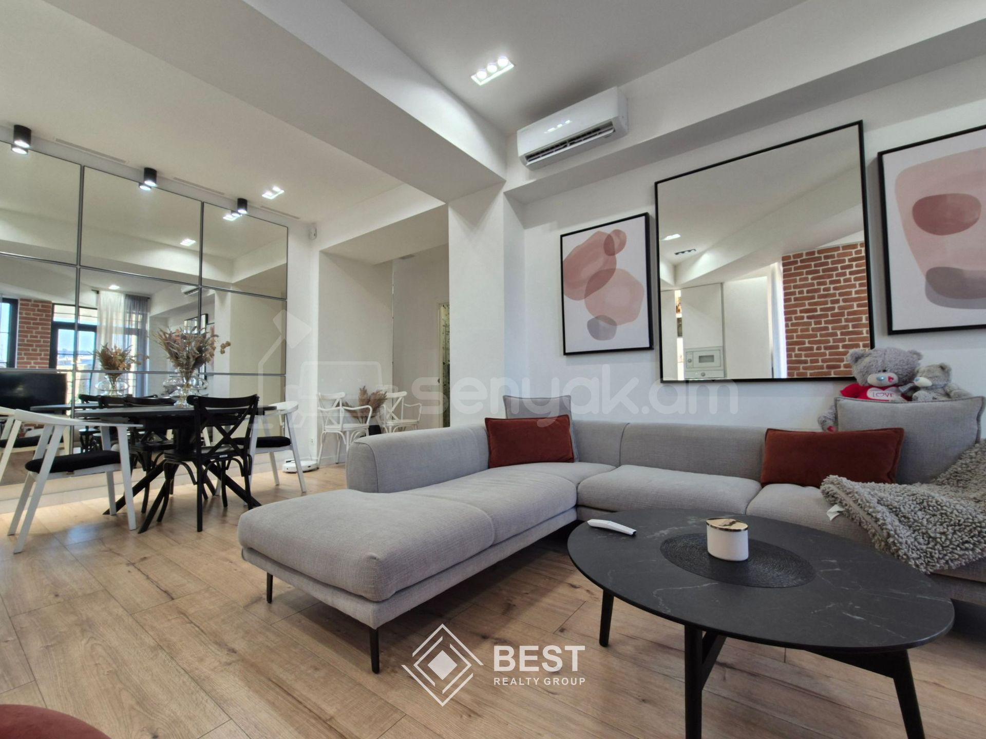 2 Սենյականոց Բնակարան Նորակառույցում, 63քմ, 5/8 հարկ, Կապիտալ Վերանորոգված