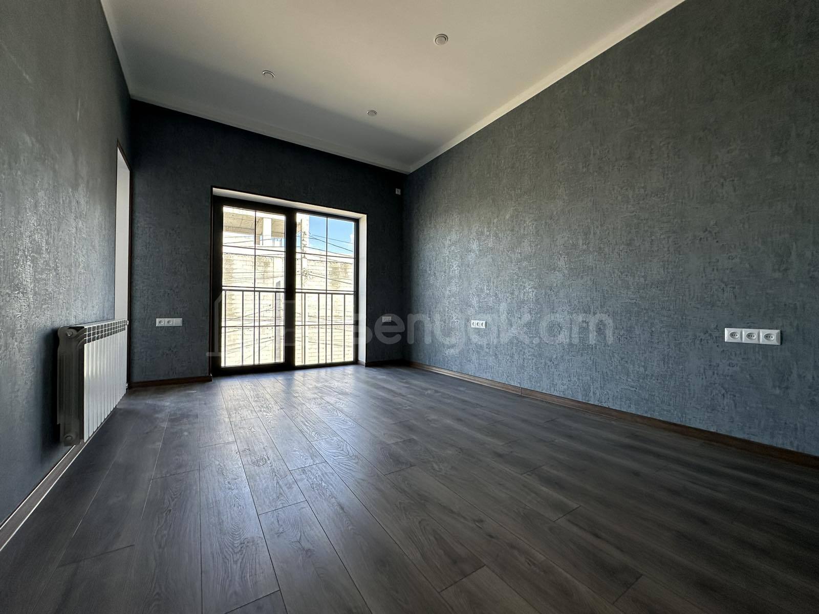 4 Սենյականոց Սեփական Տուն, 120քմ, Կապիտալ Վերանորոգված