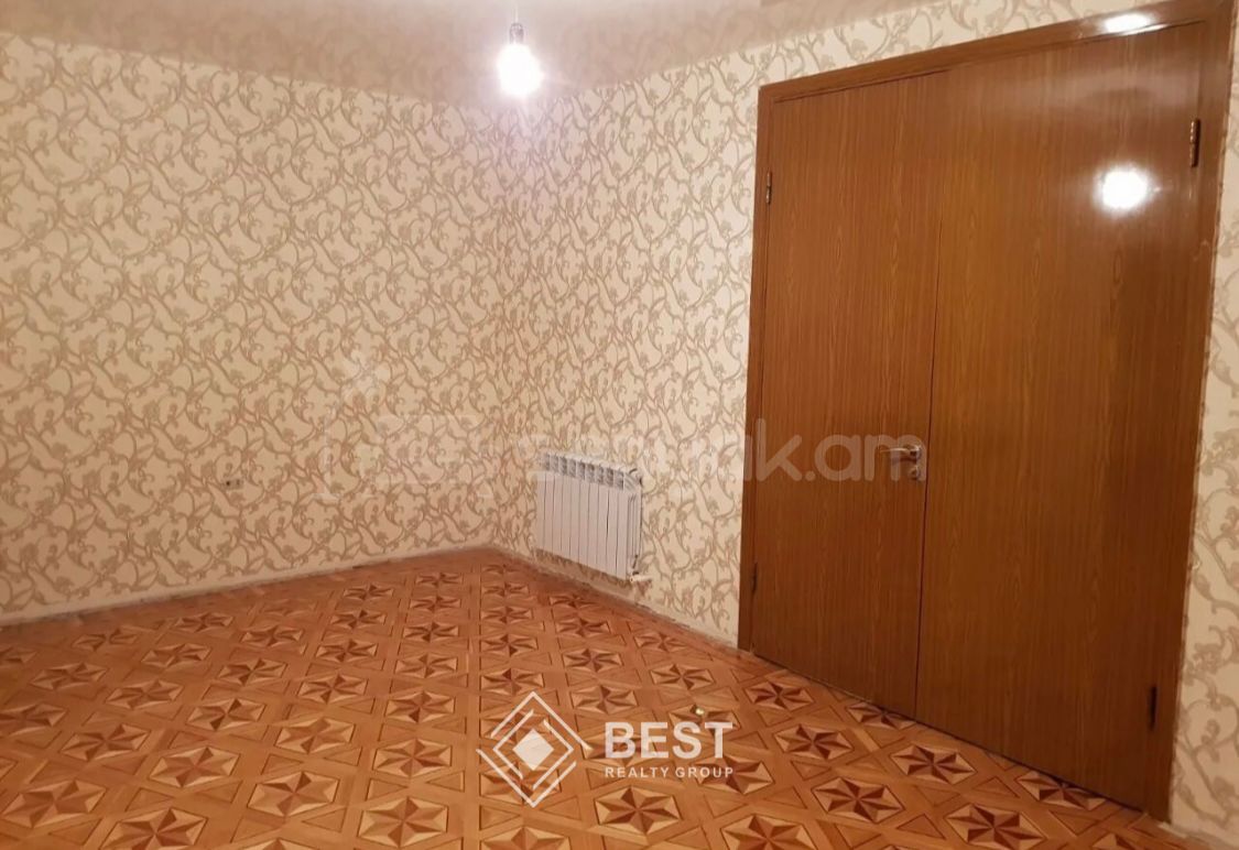 4 Սենյականոց Բնակարան Քարե Շենքում, 98քմ, 5/7 հարկ, Կոսմետիկ Վերանորոգված