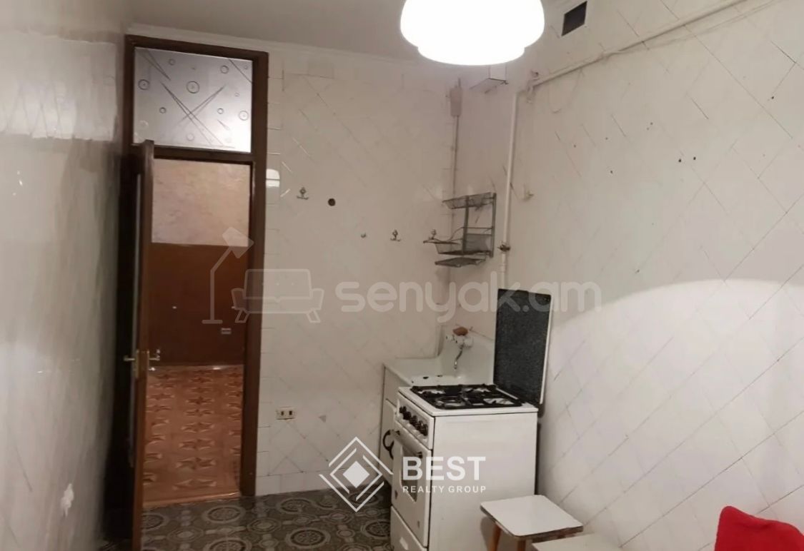 4 Սենյականոց Բնակարան Քարե Շենքում, 98քմ, 5/7 հարկ, Կոսմետիկ Վերանորոգված