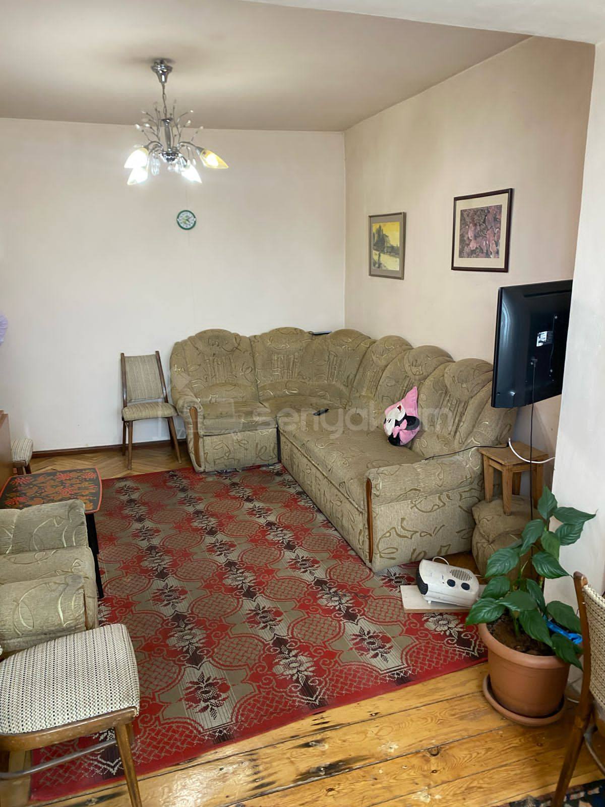 1 Սենյականոց Բնակարան, 38քմ, 4/5 հարկ, Նորմալ Վիճակում