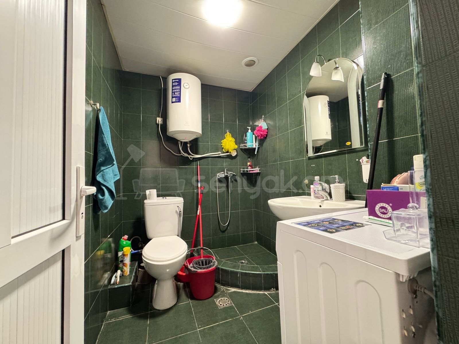 2 Սենյականոց Բնակարան Քարե Շենքում, 51քմ, 3/4 հարկ, Նորմալ Վիճակում