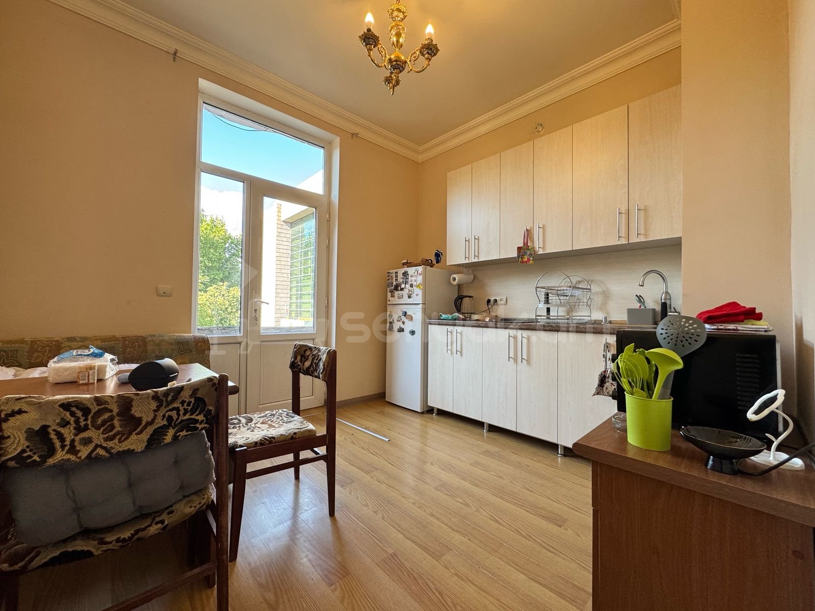 2 Սենյականոց Բնակարան Քարե Շենքում, 51քմ, 3/4 հարկ, Նորմալ Վիճակում