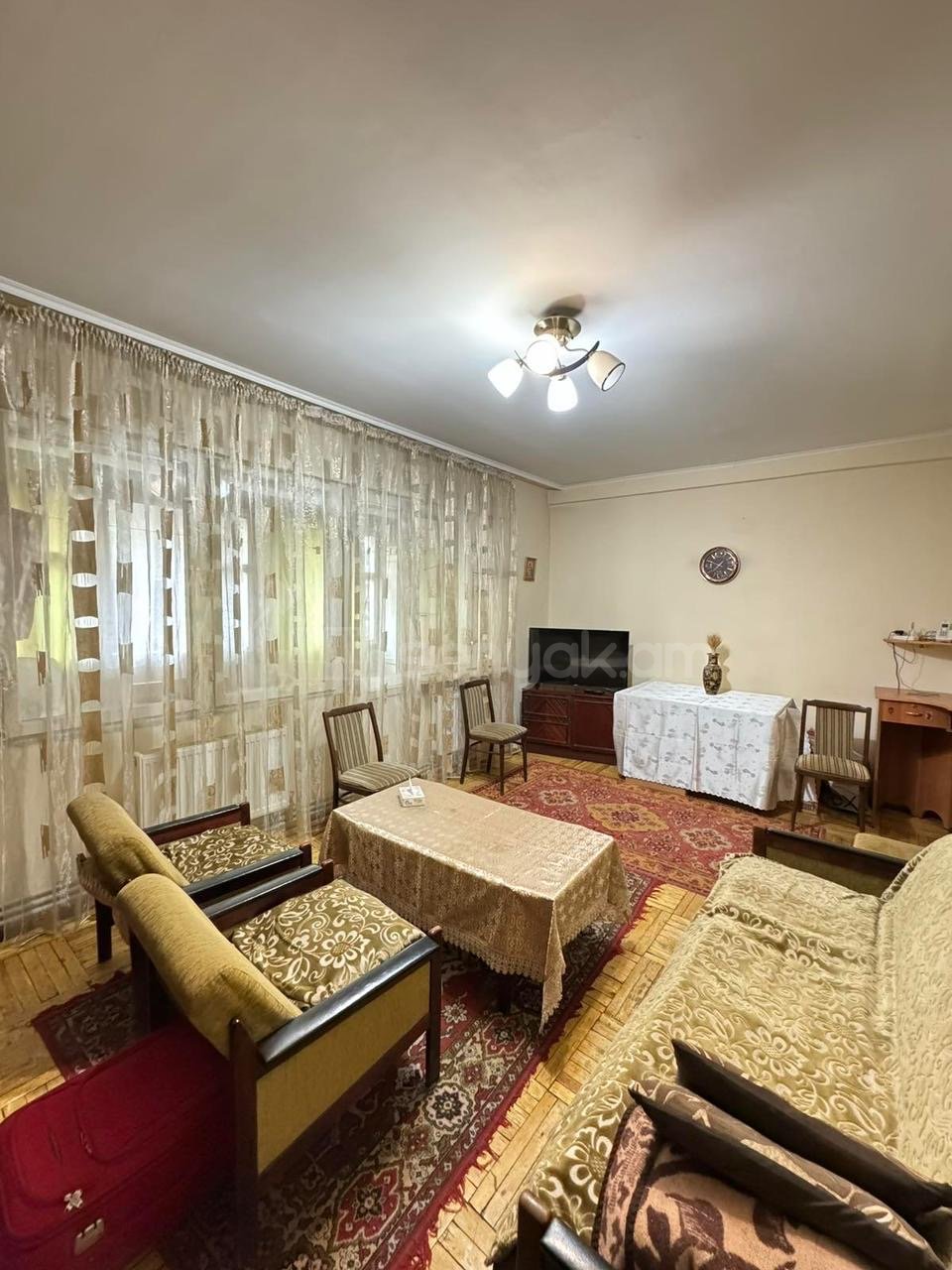 3 Սենյականոց Բնակարան, 74քմ, 2/9 հարկ, Նորմալ Վիճակում