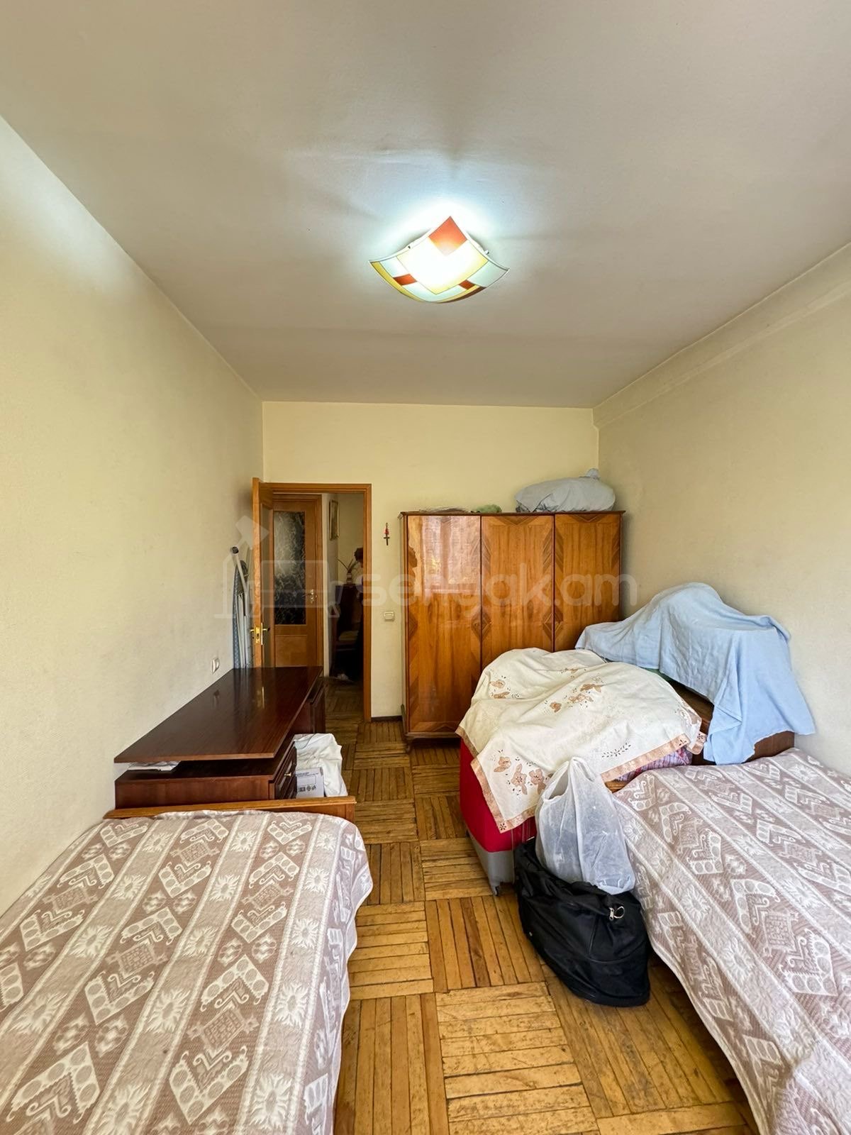 3 Սենյականոց Բնակարան, 74քմ, 2/9 հարկ, Նորմալ Վիճակում