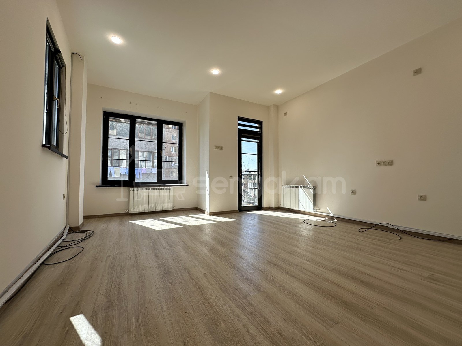 7 Սենյականոց Սեփական Տուն, 191քմ, Կապիտալ Վերանորոգված