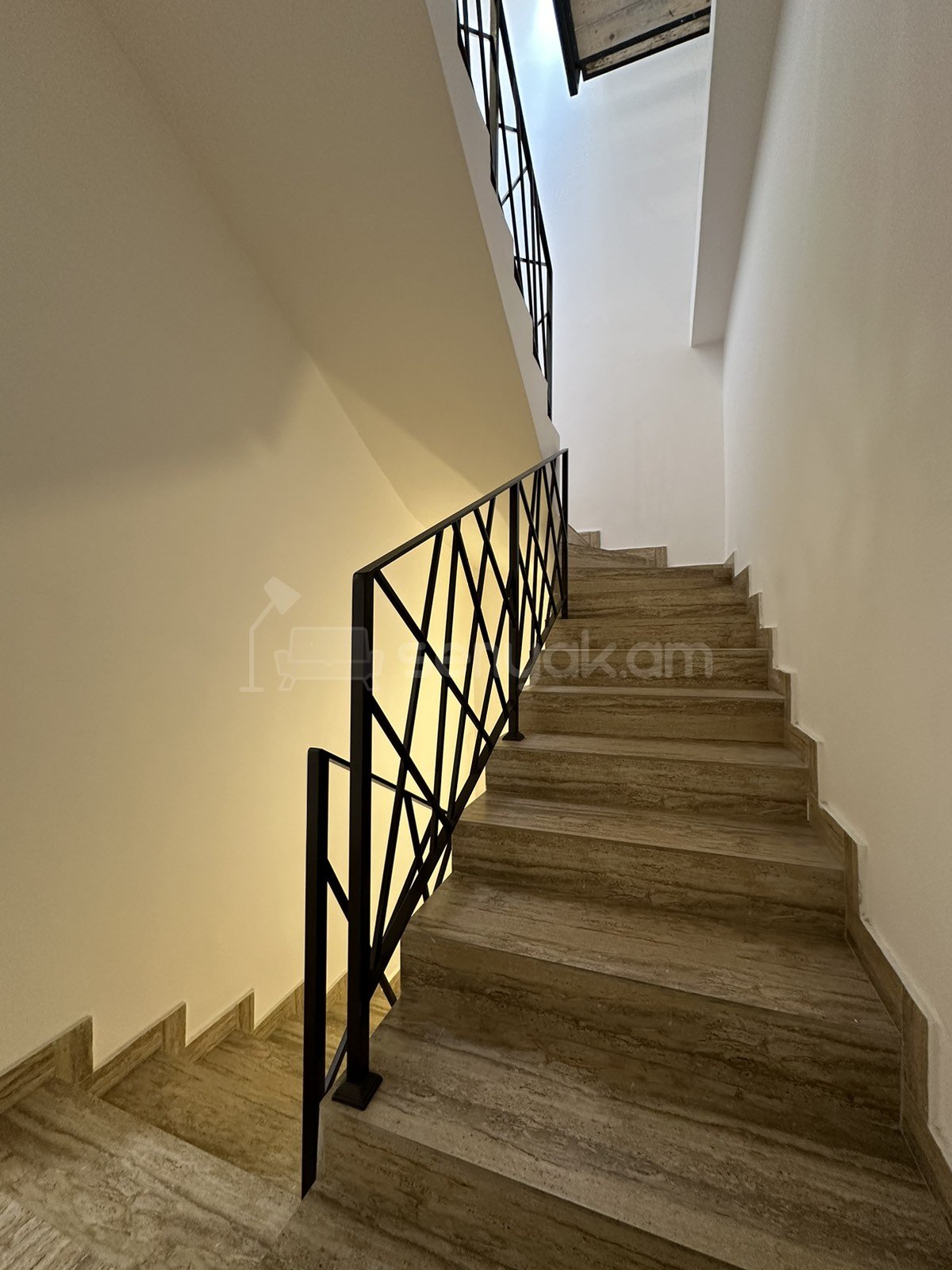 6 Սենյականոց Սեփական Տուն, 191քմ, Կապիտալ Վերանորոգված, Ավտոտնակով