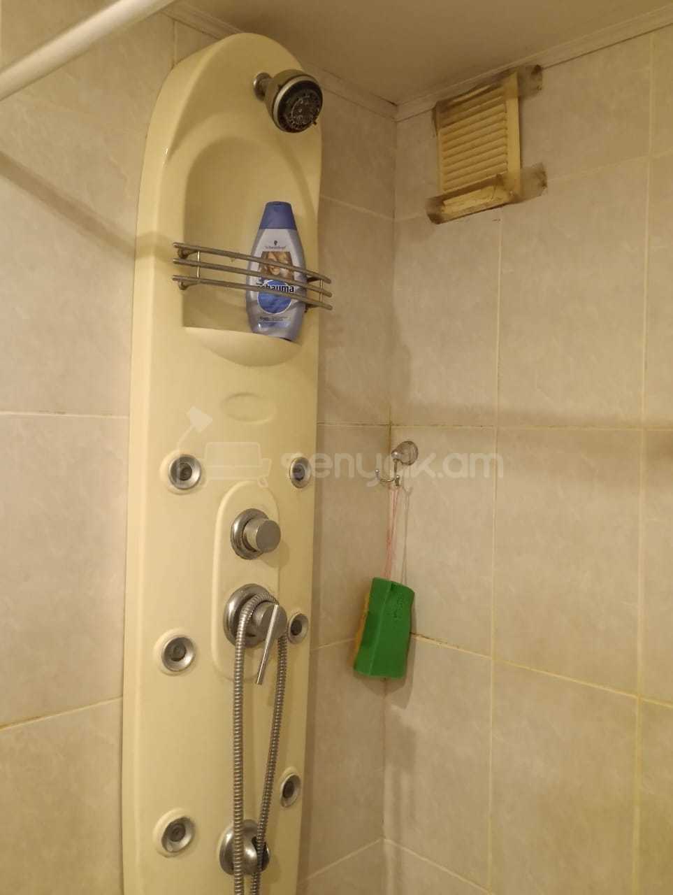 2 Սենյականոց Բնակարան, 50քմ, 5/5 հարկ, Նորմալ Վիճակում