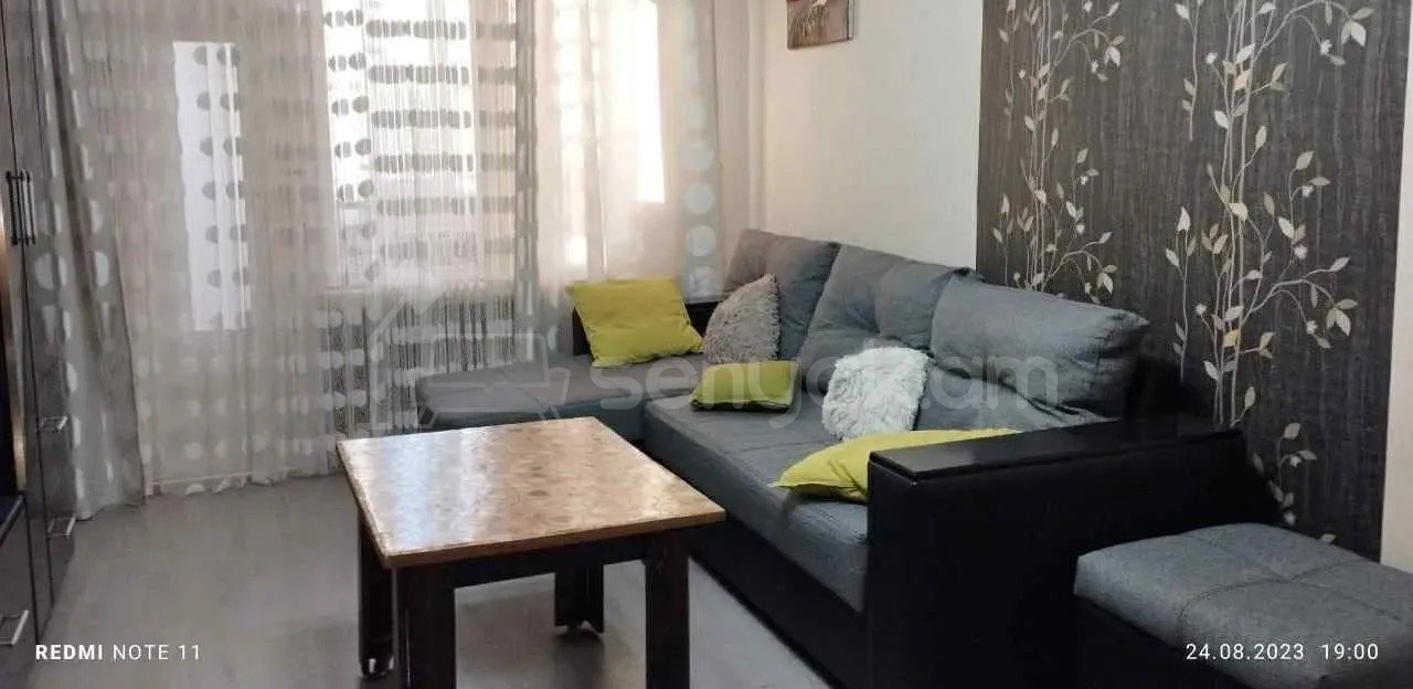 3 Սենյականոց Բնակարան Քարե Շենքում, 65քմ, 3/4 հարկ, Կապիտալ Վերանորոգված, Կահավորված