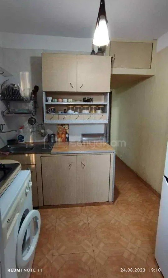 3 Սենյականոց Բնակարան Քարե Շենքում, 65քմ, 3/4 հարկ, Կապիտալ Վերանորոգված, Կահավորված