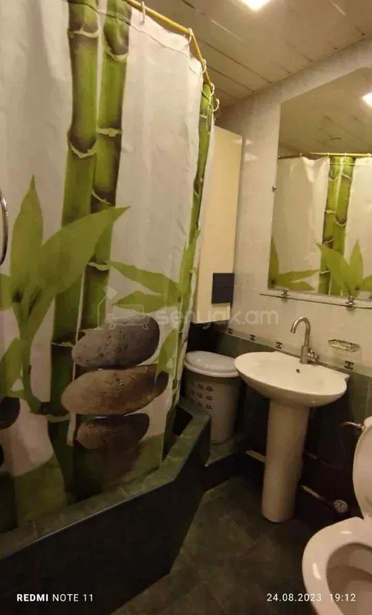 3 Սենյականոց Բնակարան Քարե Շենքում, 65քմ, 3/4 հարկ, Կապիտալ Վերանորոգված, Կահավորված