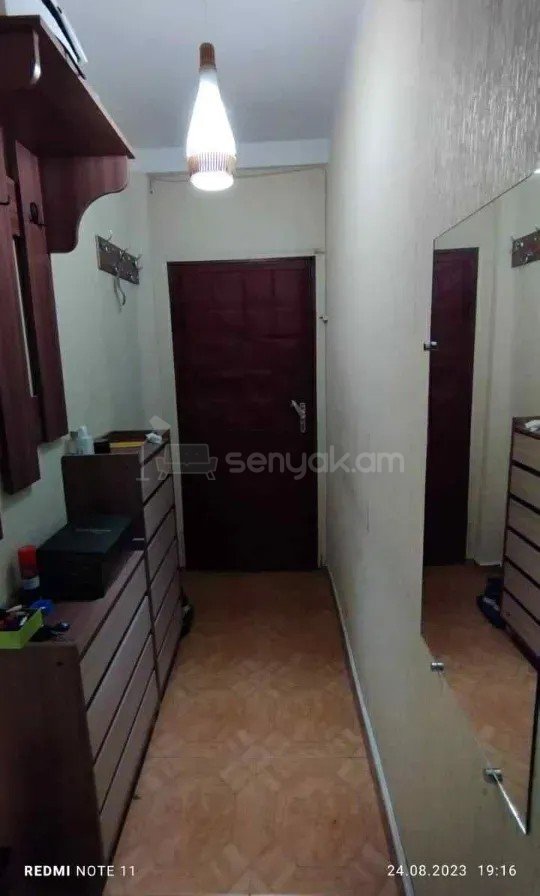 3 Սենյականոց Բնակարան Քարե Շենքում, 65քմ, 3/4 հարկ, Կապիտալ Վերանորոգված, Կահավորված