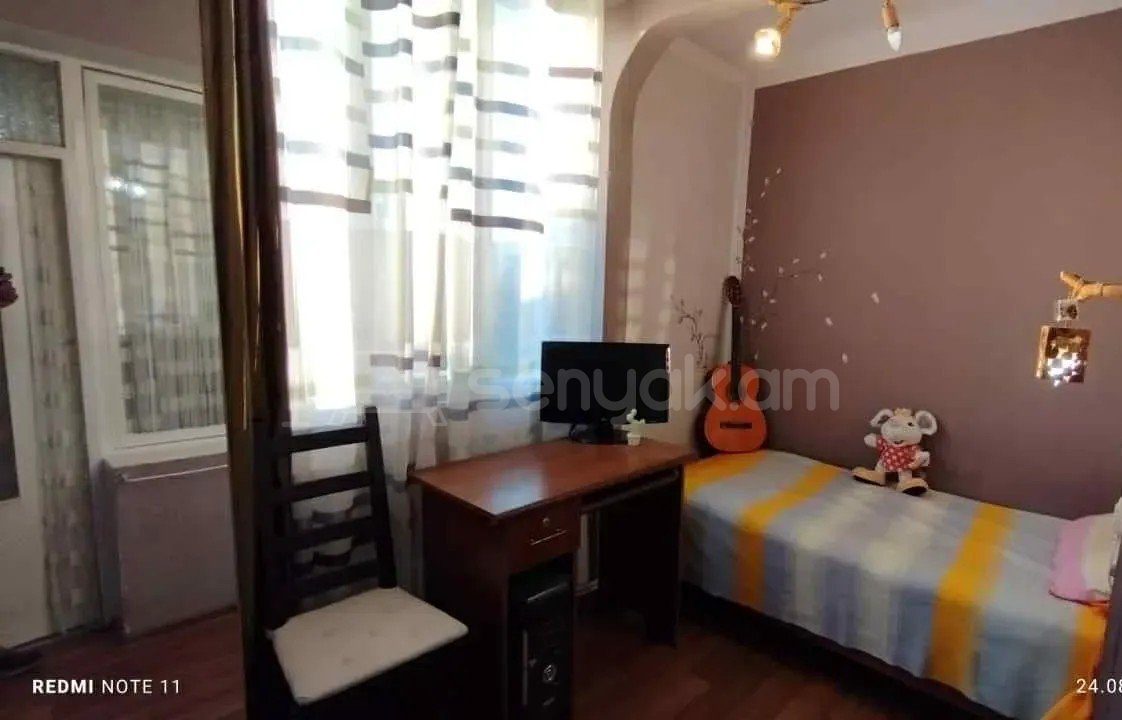 3 Սենյականոց Բնակարան Քարե Շենքում, 65քմ, 3/4 հարկ, Կապիտալ Վերանորոգված, Կահավորված