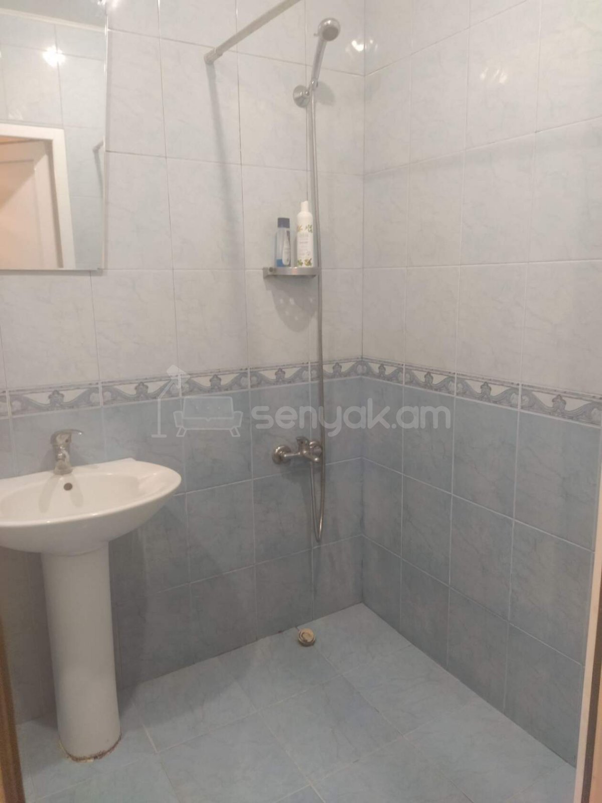 2 Սենյականոց Բնակարան Քարե Շենքում, 56քմ, 3/5 հարկ, Կապիտալ Վերանորոգված, Արևկող