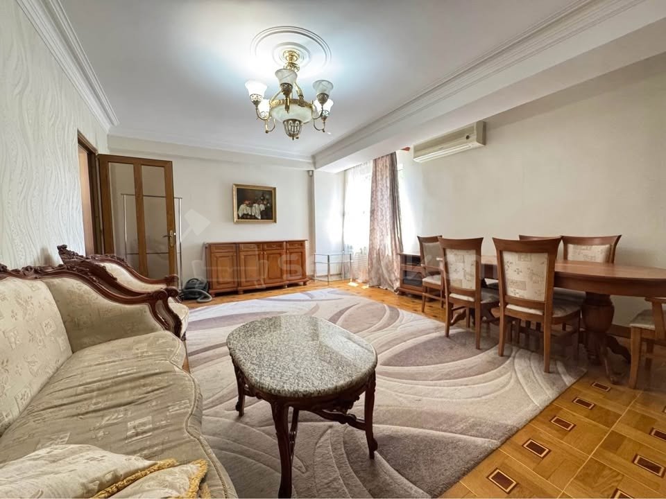 3 Սենյականոց Բնակարան, 93քմ, 2/9 հարկ, Կապիտալ Վերանորոգված