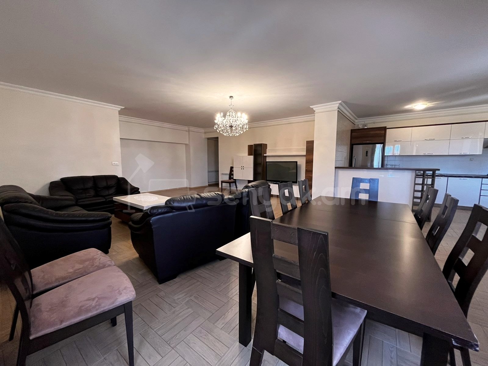 3 Սենյականոց Բնակարան Նորակառույցում, 140քմ, 8/12 հարկ, Կապիտալ Վերանորոգված, Կահավորված, Արևկող