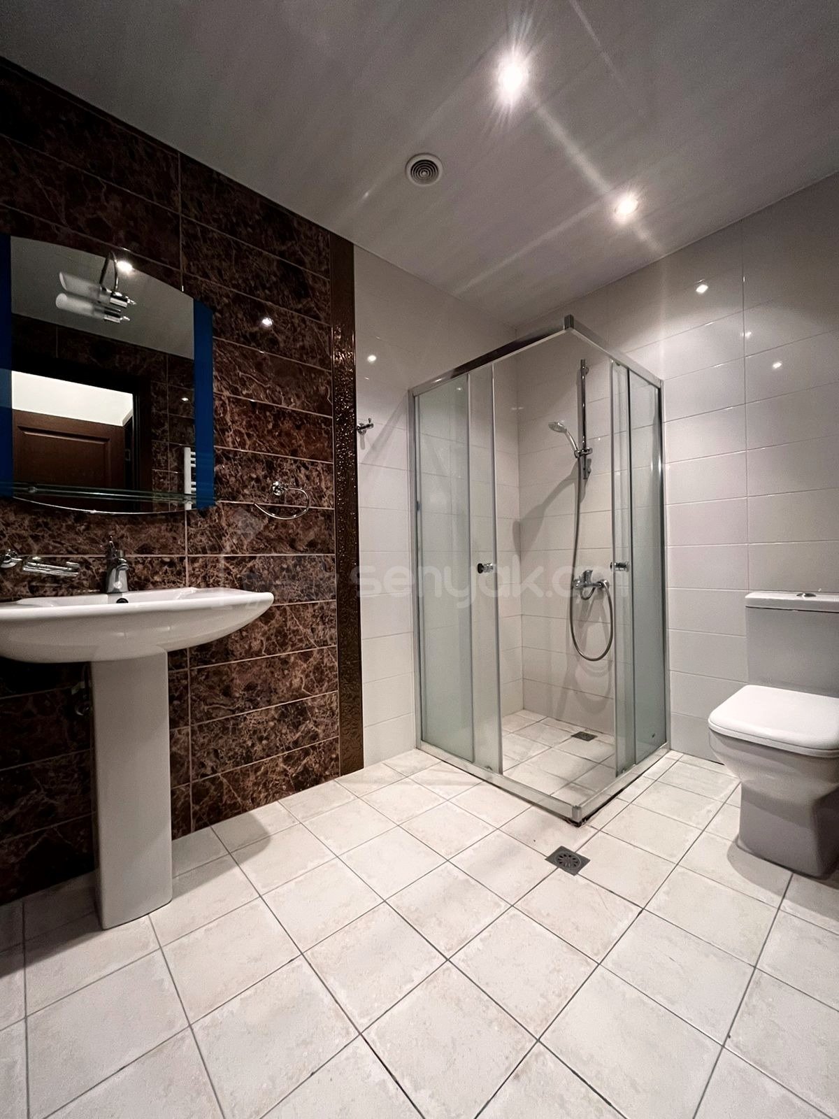 3 Սենյականոց Բնակարան Նորակառույցում, 140քմ, 8/12 հարկ, Կապիտալ Վերանորոգված, Կահավորված, Արևկող