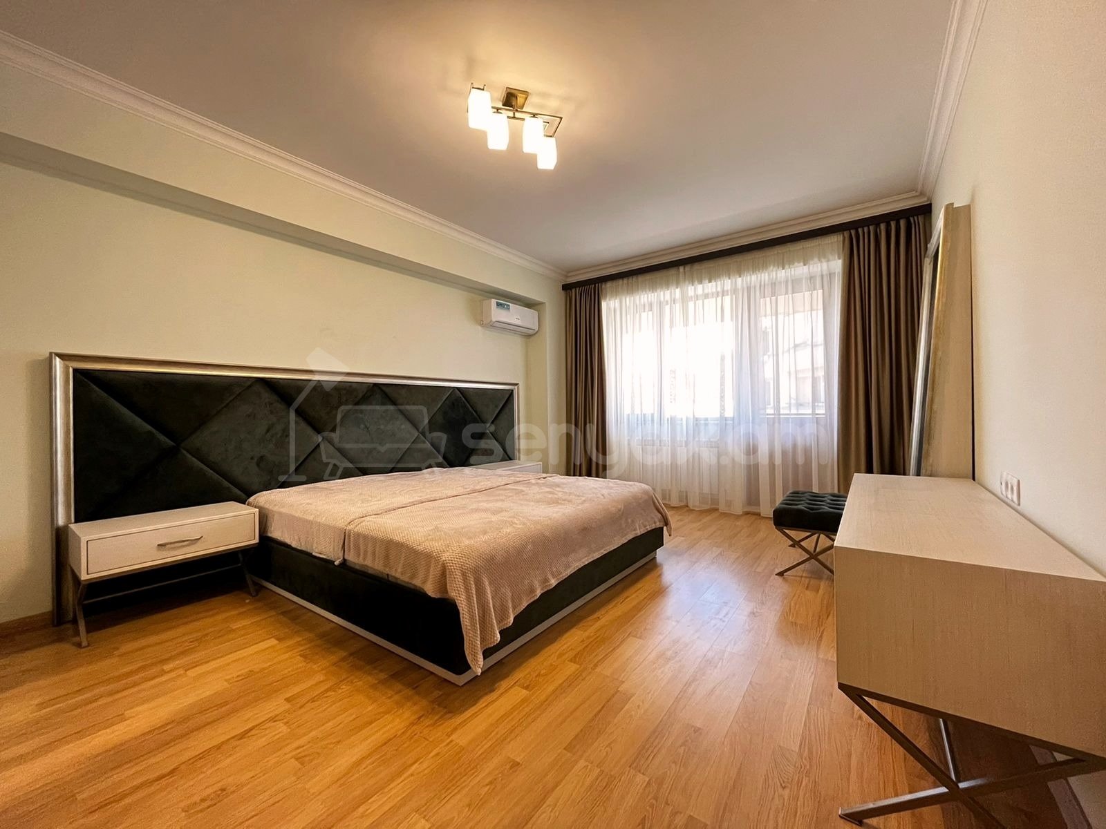 3 Սենյականոց Բնակարան Նորակառույցում, 140քմ, 8/12 հարկ, Կապիտալ Վերանորոգված, Կահավորված, Արևկող