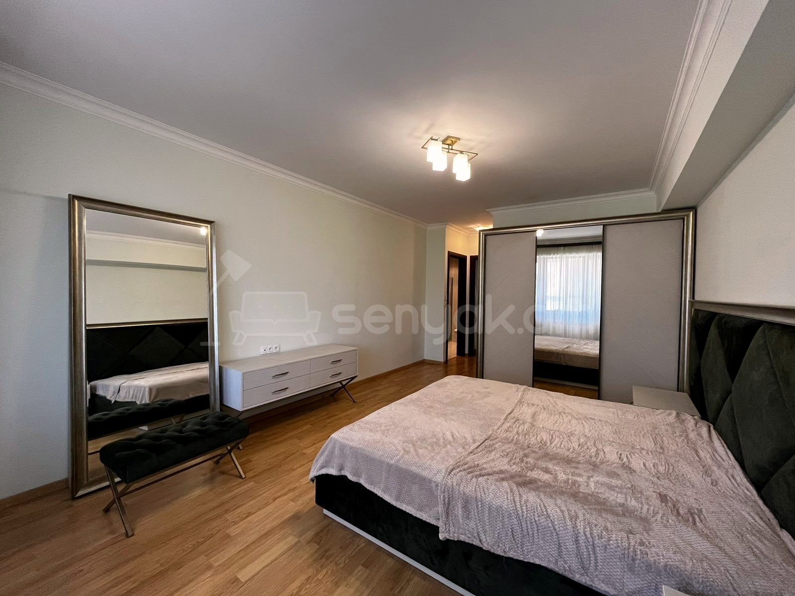 3 Սենյականոց Բնակարան Նորակառույցում, 140քմ, 8/12 հարկ, Կապիտալ Վերանորոգված, Կահավորված, Արևկող