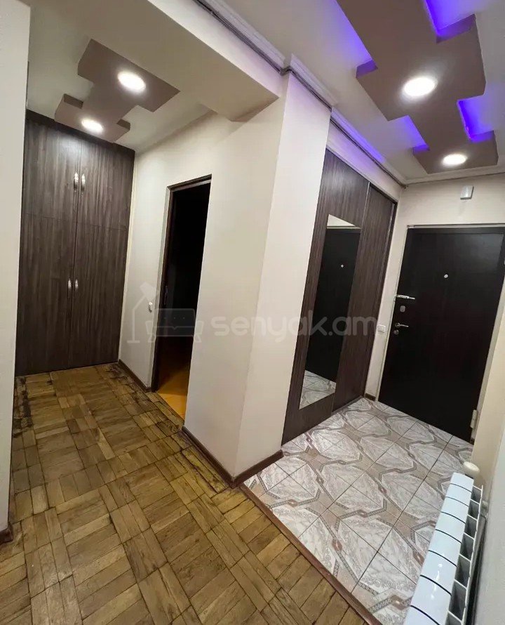 2 Սենյականոց Բնակարան, 68քմ, 1/9 հարկ, Կապիտալ Վերանորոգված, Կահավորված, Արևկող